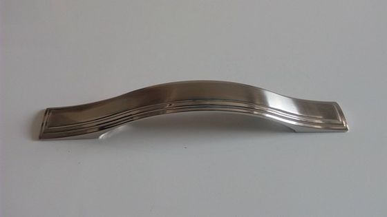 Mutfak Dolabı Kolları Mobilya Kolları Ve Pulls 96mm / 128mm / 160mm Mesafe Numarası "6003" zamak nikel veya altın