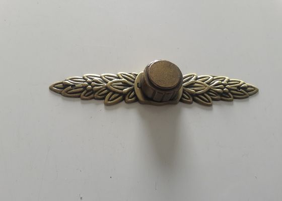 Red Bornze Coffin Ornaments Fittings Ref.  D016A Zamak Screw cap cache-vis daun 11.5 * 2 cm
